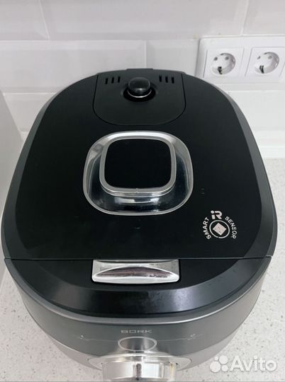 Мультишеф Bork U804