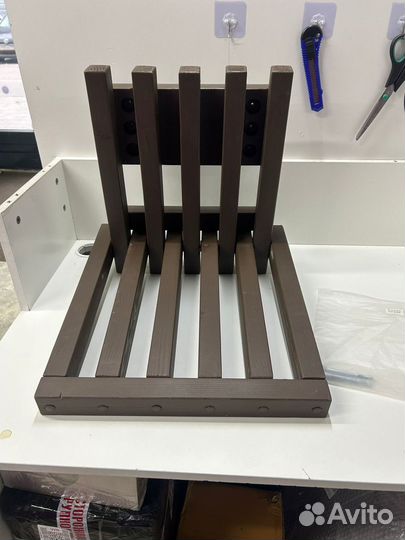 Складной стул настенный