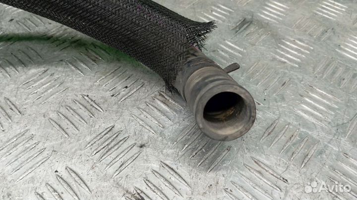 Патрубок системы охлаждения Ford Explorer 3