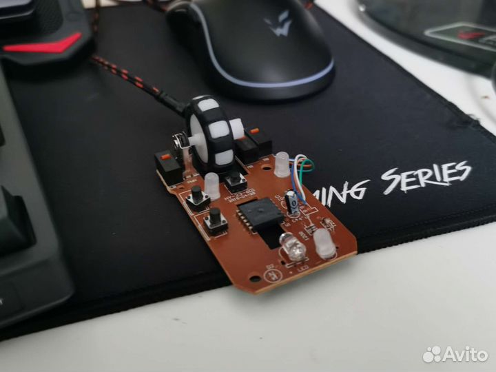 Крутая игровая мышка