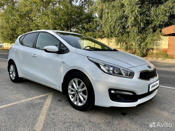 Kia Ceed 1.6 AT, 2015, 136 800 км