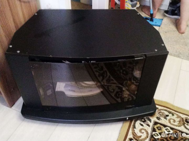 Тумба под телевизор