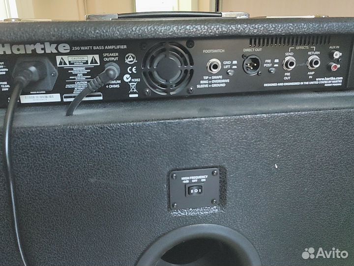 Hartke HyDrive 210C басовый комбоусилитель