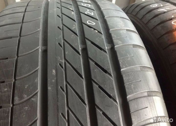 Goodyear Eagle F1 Asymmetric 285/45 R19