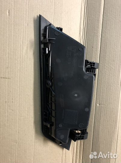 Вещевое отделение VW Touran 5T