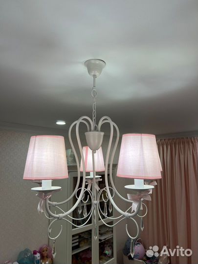 Люстра и бра