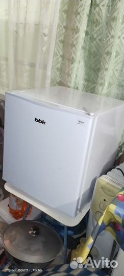 Холодильник бу маленький