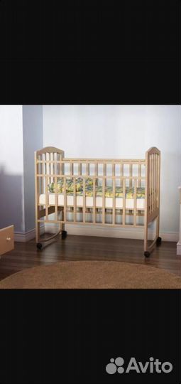 Детская кроватка