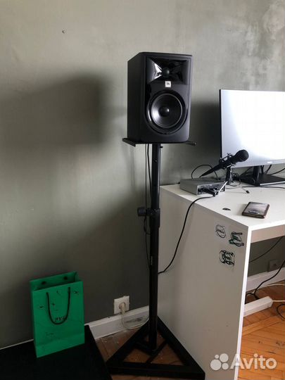 JBL 305pmkii - активный студийный монитор
