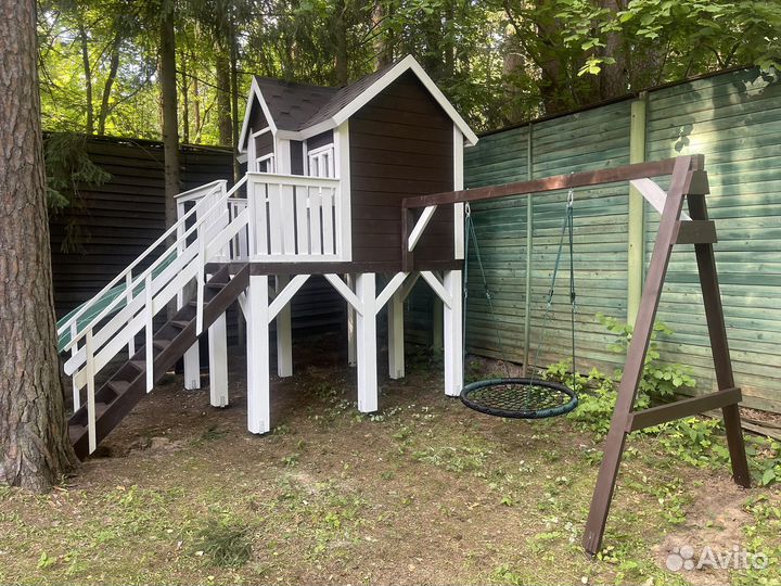 Детский деревянный домик для дачи