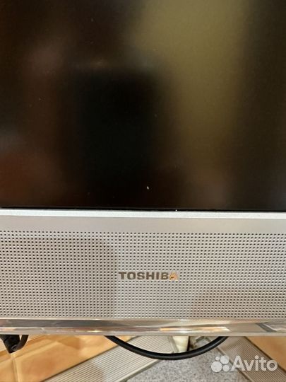 Телевизор бу Toshiba маленький