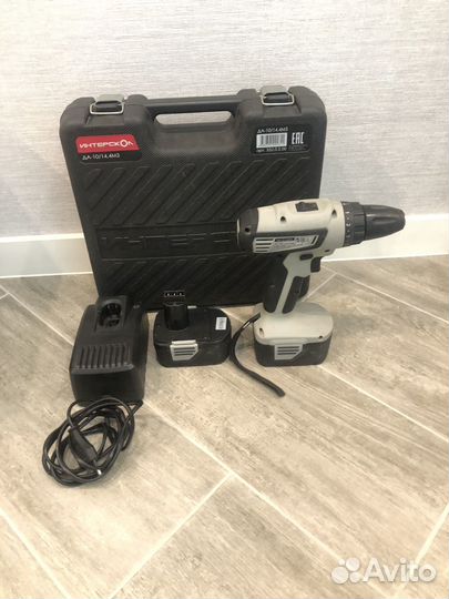 Аккумуляторная дрель шуруповерт интерскол