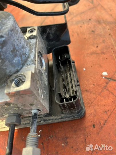 Блок abs Ford Focus 3 2015 f1fc2c405ad