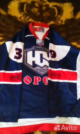 Свитер хоккейного клуба 