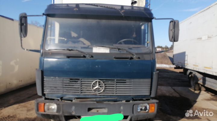 Кабина mersedes 1117,814,817,809