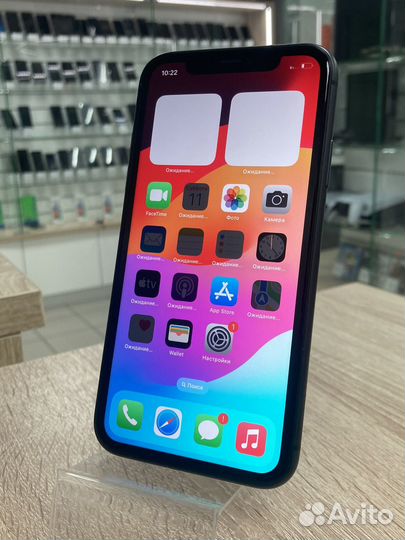 iPhone 11, 64 ГБ