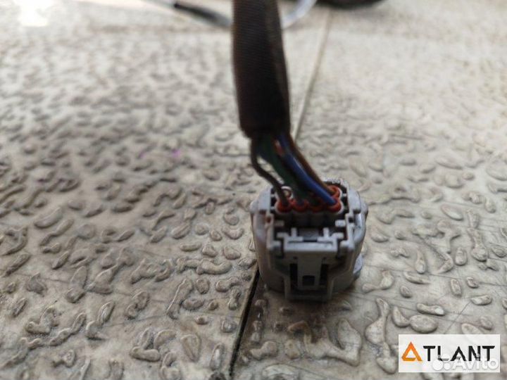 Зеркало переднее правое daihatsu move