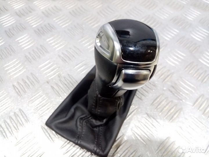 Б/У Ручка переключения передач Audi Q3#001