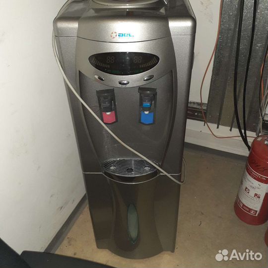 Кулер для воды бу