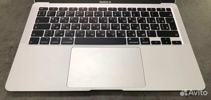 MacBook AIR 2020/i3/8GB/Intel HD/256GB SSD/13.3