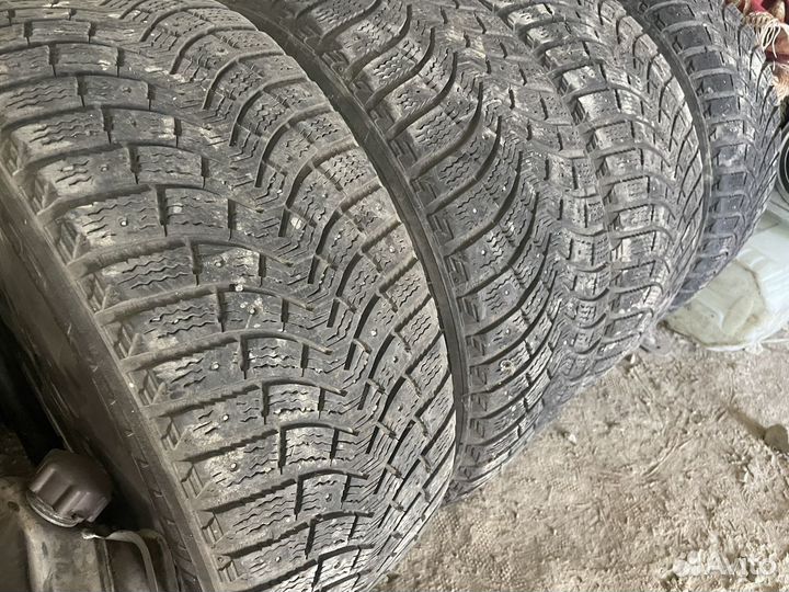 Моноблоки Mercedes 215/55R16