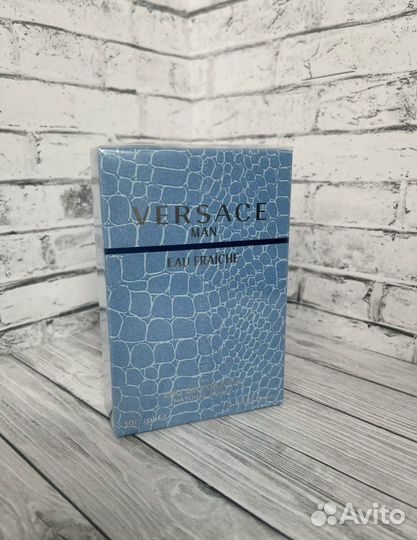 Парфюм versace Eau Fraiche Man