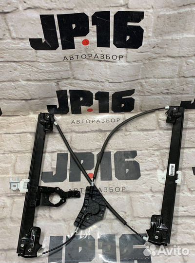 Стеклоподъемник двери передний правый Infiniti