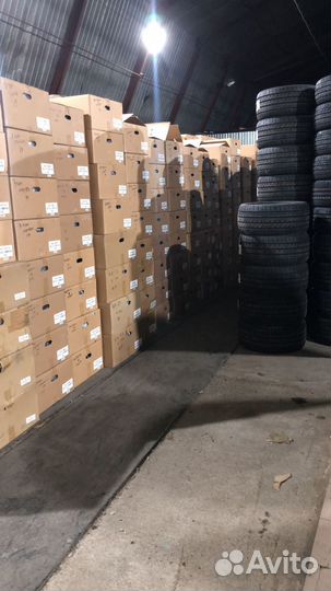 DoubleStar DW02 245/45 R19 102T