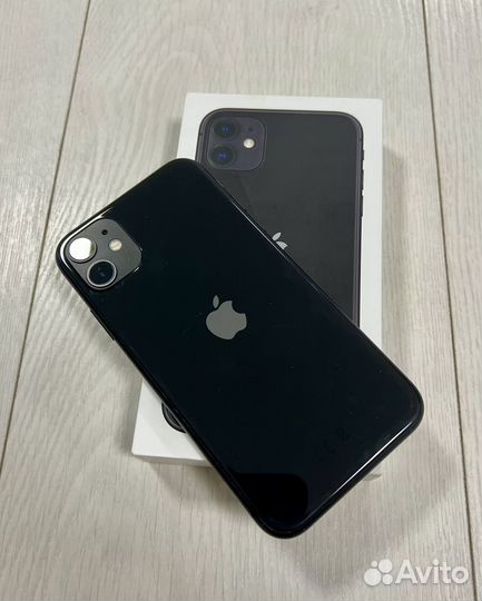 iPhone 11, 64 ГБ