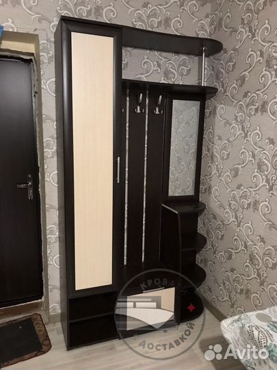 Прихожая