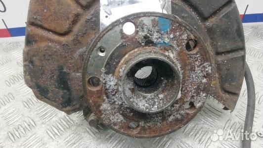 Ступица передняя правая volkswagen passat B6 (1BS0