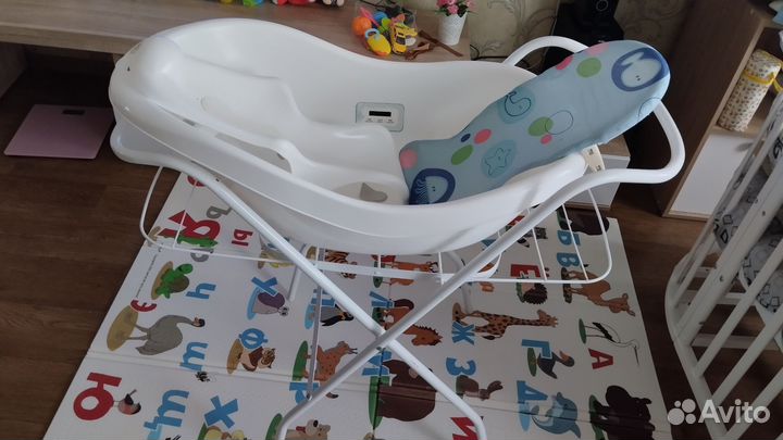 Детская ванночка с подставкой