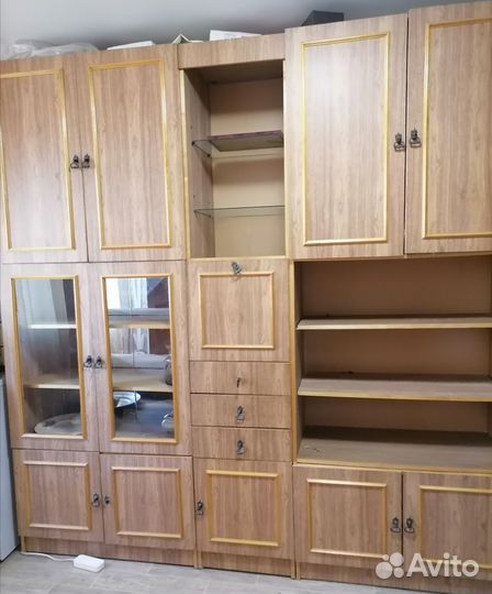 Стенка в гостиную бу