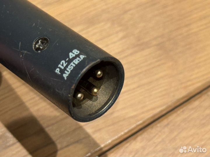 Микрофон AKG SE 300B петличный