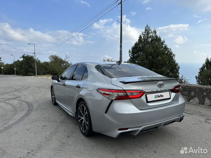 Toyota Camry 2.5 AT, 2018, 107 000 км