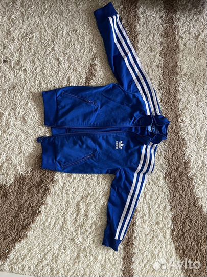 Спортивный костюм adidas 110