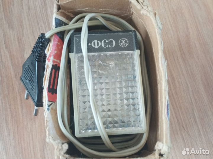 Зеркальный плёночный фотоаппарат зенит EM