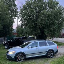 Skoda Octavia Scout 1.8 MT, 2011, 235 000 км, с пробегом, цена 1 350 000 руб.