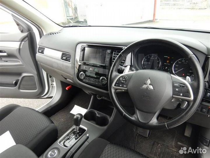 Авто на разбор Mitsubishi Outlander 3 в Красноярск