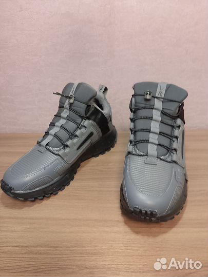 Мужские зимние кроссовки reebok Новые