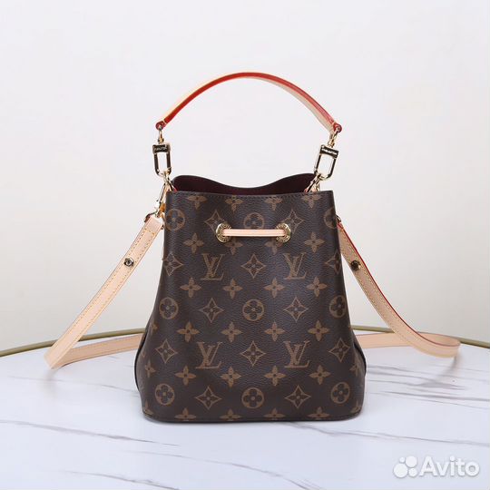 Сумка louis vuitton Nеоnое BB Mоnоgrаm Cаnvаs 2024