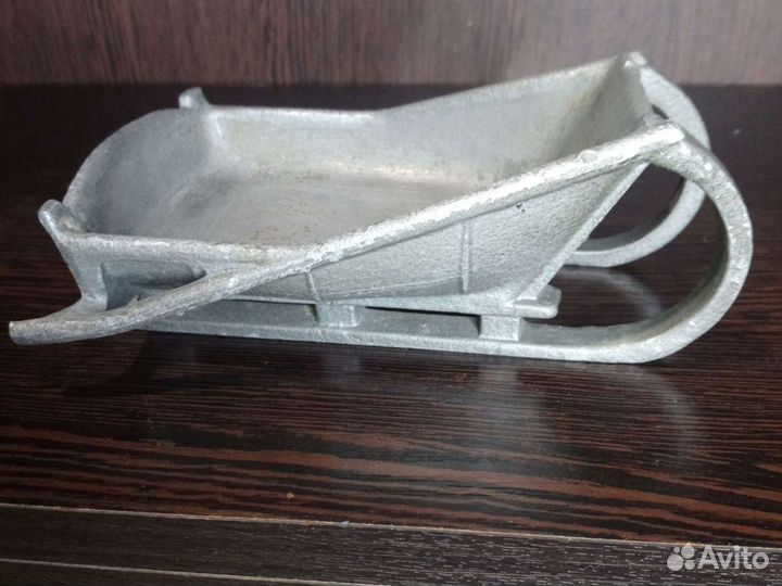 Фигура сани