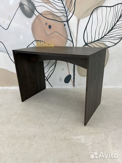 Компьютерный стол. Письменный стол. Шпон дуба