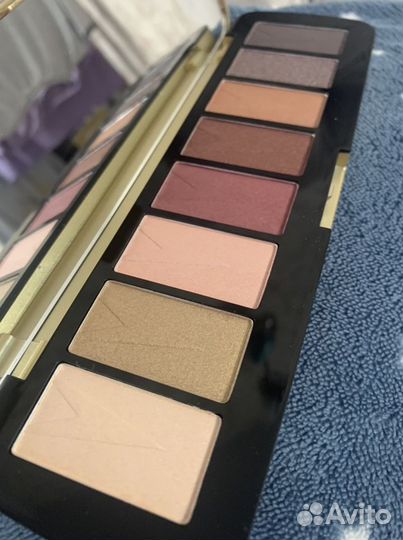 Палитра теней Revolution 8 цветов