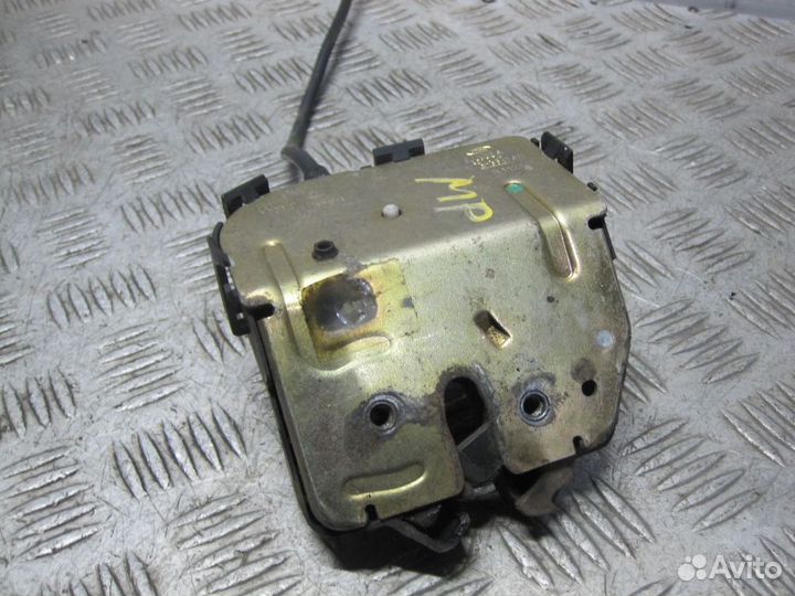 Замок двери багажника Ford Mondeo 3