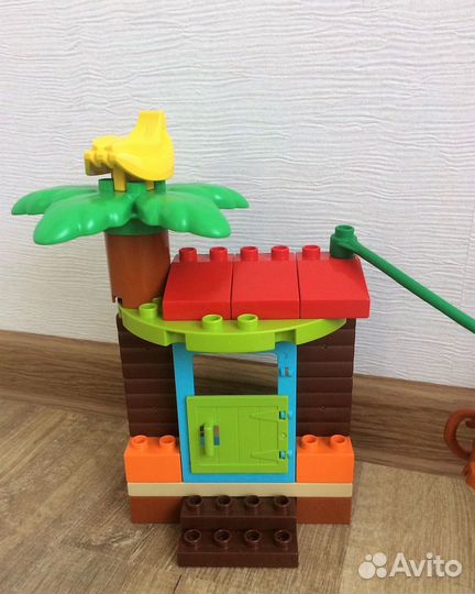 Конструктор lego duplo Тропический остров
