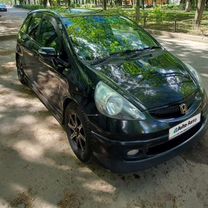 Honda Fit 1.3 CVT, 2005, 170 000 км, с пробегом, цена 450 000 руб.