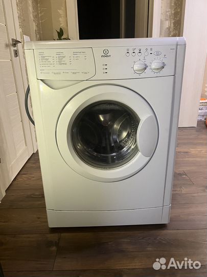 Стиральная машина indesit 5кг