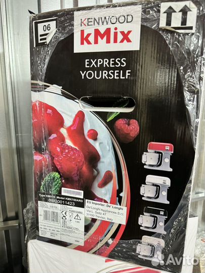 Кухонный комбайн Kenwood KMX750