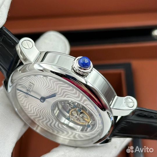 Часы Cartier Rotonde De Cartier Flying Tourbillon